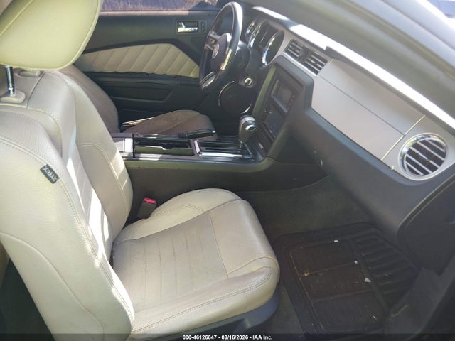 2012 Ford Mustang V6 Premium მანქანა იყიდება აუქციონზე, vin: 1ZVBP8AM2C5210799, აუქციონის ნომერი: 46126647