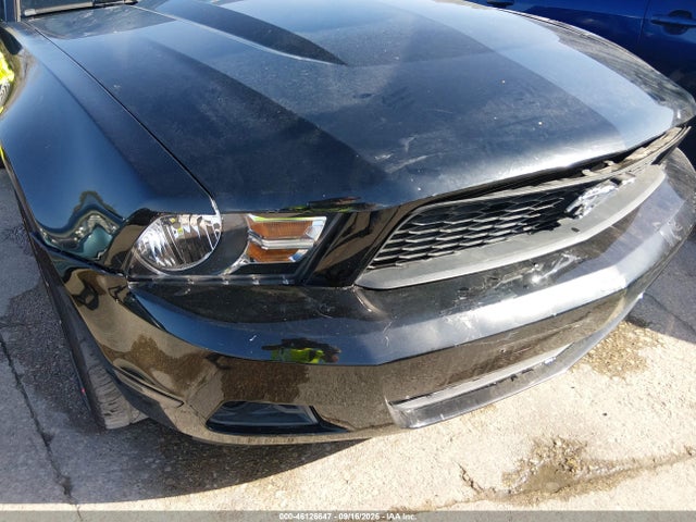 2012 Ford Mustang V6 Premium მანქანა იყიდება აუქციონზე, vin: 1ZVBP8AM2C5210799, აუქციონის ნომერი: 46126647