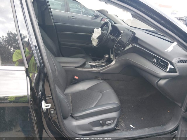 2021 Toyota Camry Xse Hybrid მანქანა იყიდება აუქციონზე, vin: 4T1K31AK2MU551255, აუქციონის ნომერი: 46126664