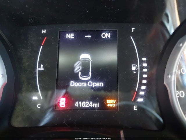 2018 Jeep Compass Latitude 4x4 მანქანა იყიდება აუქციონზე, vin: 3C4NJDBB8JT455000, აუქციონის ნომერი: 46126688