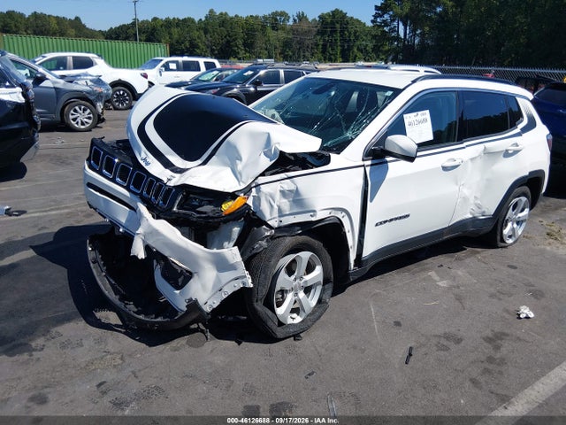 2018 Jeep Compass Latitude 4x4 მანქანა იყიდება აუქციონზე, vin: 3C4NJDBB8JT455000, აუქციონის ნომერი: 46126688