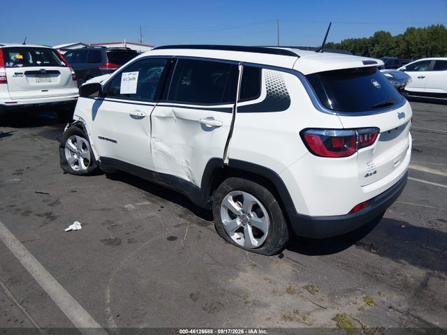 2018 Jeep Compass Latitude 4x4 მანქანა იყიდება აუქციონზე, vin: 3C4NJDBB8JT455000, აუქციონის ნომერი: 46126688