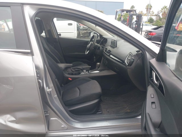 Продаж на аукціоні авто 2016 Mazda Mazda3 I Sport, vin: JM1BM1U76G1280926, номер лоту: 46126693
