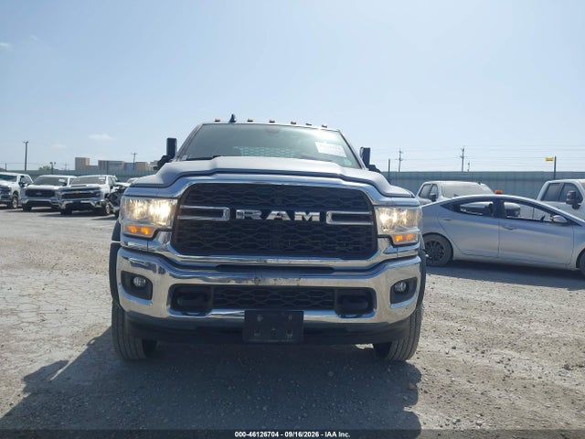 46126704 :رقم المزاد ، 3C7WRNEL8NG255453 vin ، 2022 Ram 5500 Chassis Tradesman/slt/laramie/limited مزاد بيع