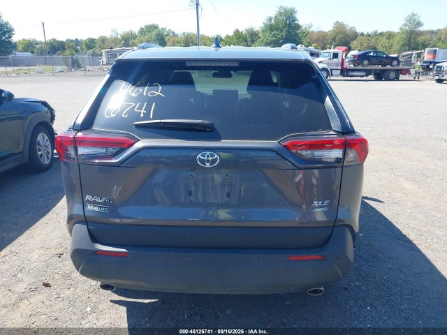 2025 Toyota Rav4 Xle Premium მანქანა იყიდება აუქციონზე, vin: 2T3A1RFV3SC543433, აუქციონის ნომერი: 46126741