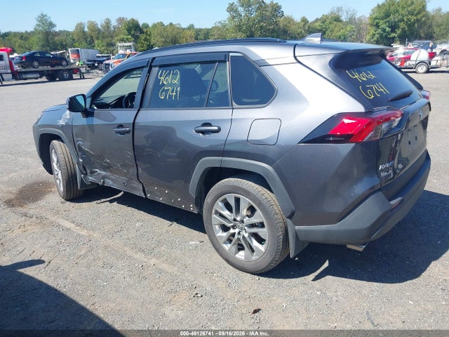 2025 Toyota Rav4 Xle Premium მანქანა იყიდება აუქციონზე, vin: 2T3A1RFV3SC543433, აუქციონის ნომერი: 46126741