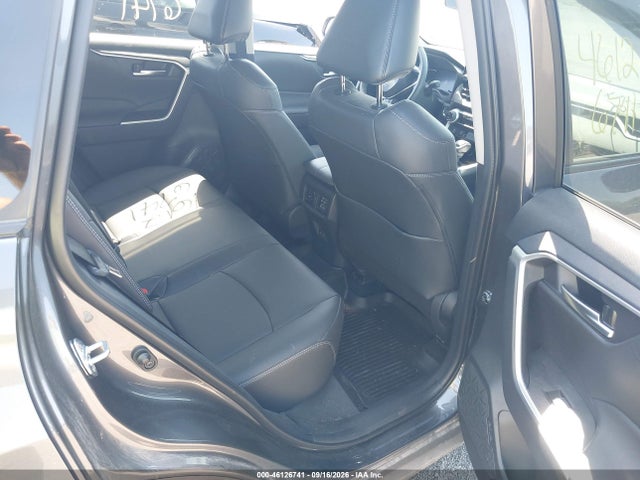 2025 Toyota Rav4 Xle Premium მანქანა იყიდება აუქციონზე, vin: 2T3A1RFV3SC543433, აუქციონის ნომერი: 46126741