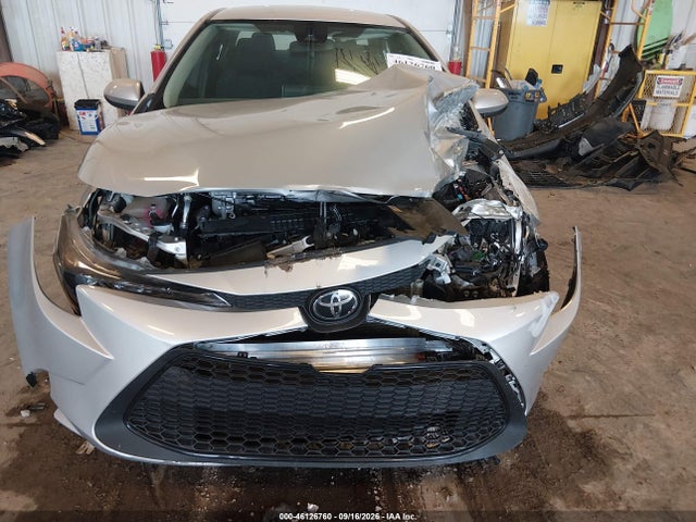46126760 :رقم المزاد ، 5YFEPMAEXMP157761 vin ، 2021 Toyota Corolla Le مزاد بيع