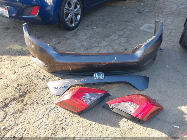 Honda Civic Lx 2018 2HGFC2F52JH501311 Image 12