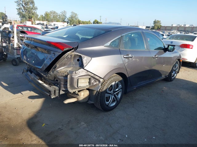 Honda Civic Lx 2018 2HGFC2F52JH501311 Image 4