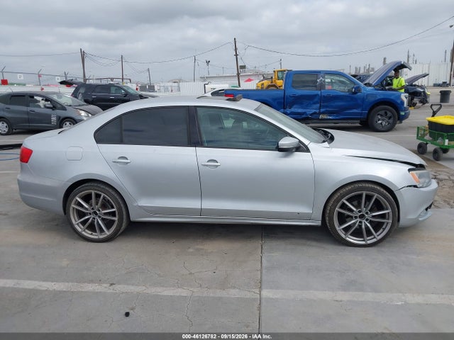 Продажа на аукционе авто 2011 Volkswagen Jetta 2.5l Se, vin: 3VWDZ7AJ6BM307841, номер лота: 46126782