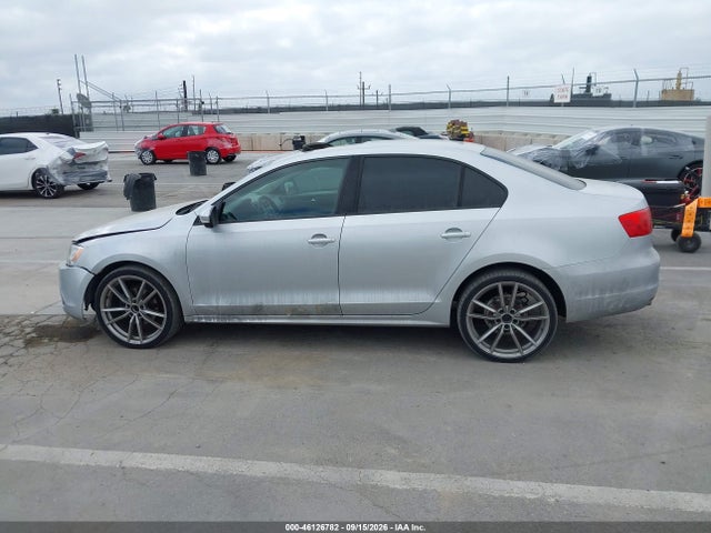 Продажа на аукционе авто 2011 Volkswagen Jetta 2.5l Se, vin: 3VWDZ7AJ6BM307841, номер лота: 46126782