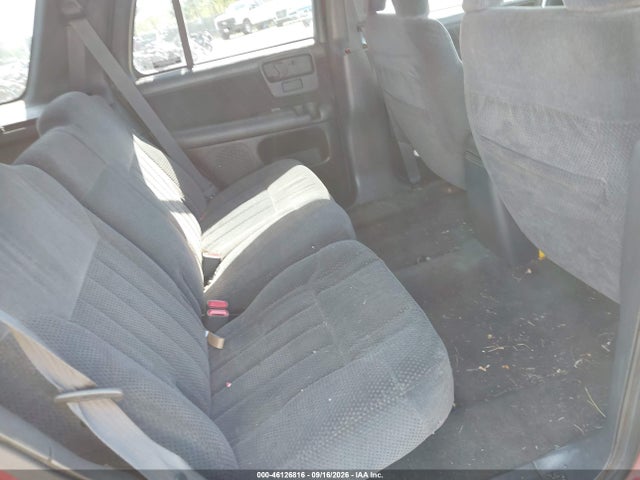 Продажа на аукционе авто 1995 Chevrolet Blazer, vin: 1GNDT13W8S2255847, номер лота: 46126816