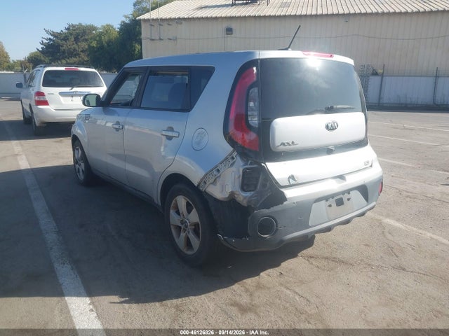 KIA Soul 2017 KNDJN2A22H7458370 Image 3