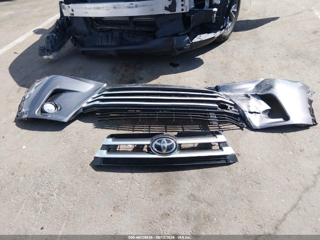 Toyota Highlander Le Plus 2019 5TDBZRFH5KS729904 Image 12