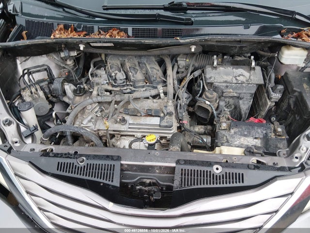 Продажа на аукционе авто 2015 Toyota Sienna Le 8 Passenger, vin: 5TDKK3DC2FS553280, номер лота: 46126856