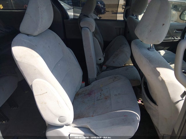 Продажа на аукционе авто 2015 Toyota Sienna Le 8 Passenger, vin: 5TDKK3DC2FS553280, номер лота: 46126856