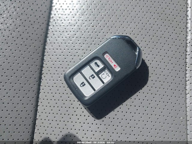 46126960 :رقم المزاد ، 1HGCR2F80HA071251 vin ، 2017 Honda Accord Ex-l مزاد بيع