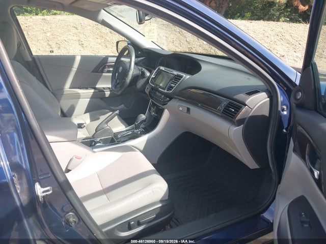 46126960 :رقم المزاد ، 1HGCR2F80HA071251 vin ، 2017 Honda Accord Ex-l مزاد بيع