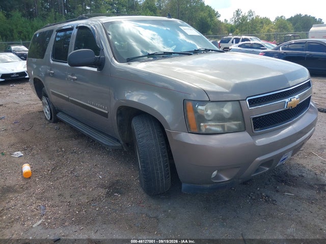 46127001 :رقم المزاد ، 1GNFC16J07J190711 vin ، 2007 Chevrolet Suburban 1500 Lt مزاد بيع