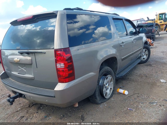 46127001 :رقم المزاد ، 1GNFC16J07J190711 vin ، 2007 Chevrolet Suburban 1500 Lt مزاد بيع