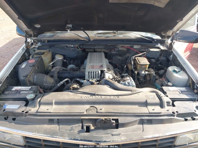 Продажа на аукционе авто 1993 Chevrolet Gmt-400 C3500, vin: 1GCHC33F9PJ386837, номер лота: 46127011