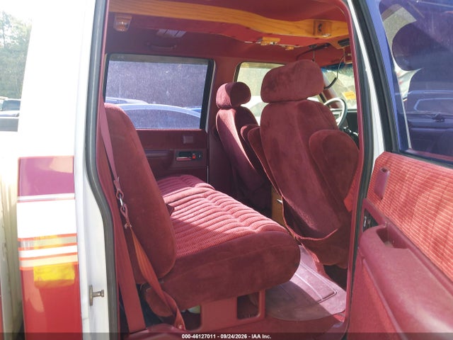Продажа на аукционе авто 1993 Chevrolet Gmt-400 C3500, vin: 1GCHC33F9PJ386837, номер лота: 46127011