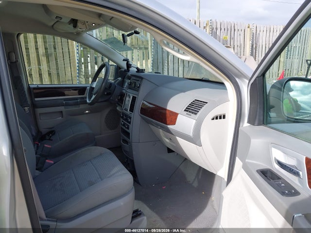 Aukcja sprzedaży 2010 Chrysler Town & Country Touring, vin: 2A4RR5D1XAR289385, numer aukcji: 46127014