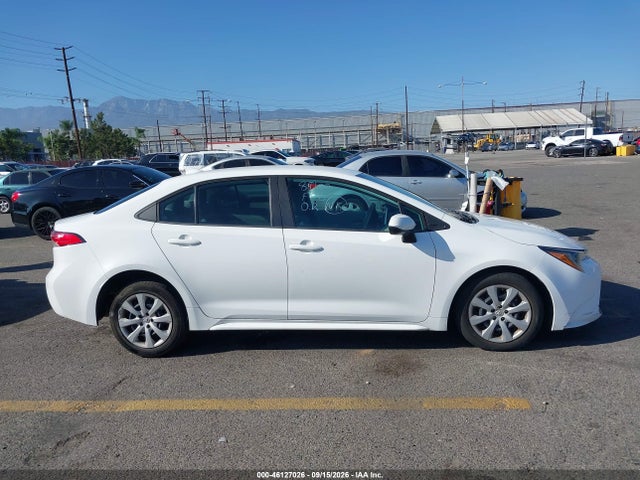 Toyota COROLLA LE 2021 5YFEPMAE0MP153511 Image 13