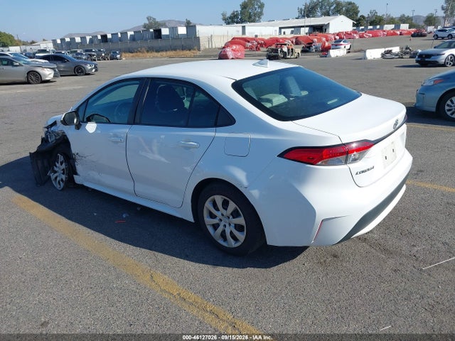 Toyota COROLLA LE 2021 5YFEPMAE0MP153511 Image 3