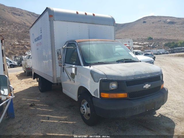 46127067 :رقم المزاد ، 1GBJG31U431187233 vin ، 2003 Chevrolet Express Cutaway Base W/c7l/c7n مزاد بيع