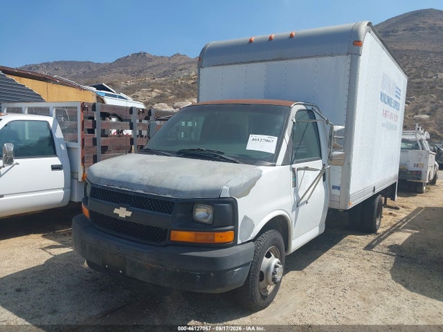 Aukcja sprzedaży 2003 Chevrolet Express Cutaway Base W/c7l/c7n, vin: 1GBJG31U431187233, numer aukcji: 46127067