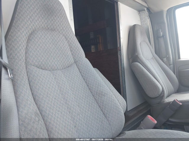 Aukcja sprzedaży 2003 Chevrolet Express Cutaway Base W/c7l/c7n, vin: 1GBJG31U431187233, numer aukcji: 46127067