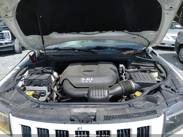 2012 Jeep Grand Cherokee Laredo მანქანა იყიდება აუქციონზე, vin: 1C4RJEAG4CC215607, აუქციონის ნომერი: 46127070