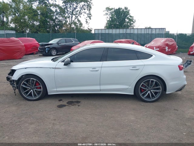 Продаж на аукціоні авто 2024 Audi A5 Sportback Premium Plus 45 Tfsi Quattro S Tronic, vin: WAUFACF51RA108854, номер лоту: 46127091