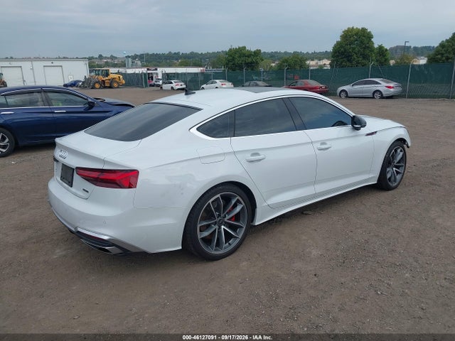 Продаж на аукціоні авто 2024 Audi A5 Sportback Premium Plus 45 Tfsi Quattro S Tronic, vin: WAUFACF51RA108854, номер лоту: 46127091