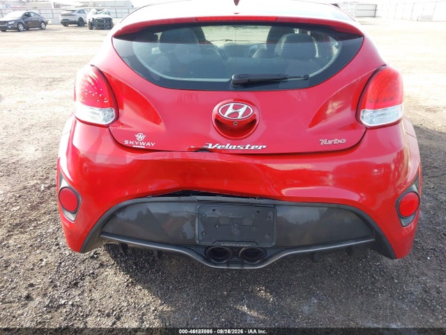46127095 :رقم المزاد ، KMHTC6AE4FU236097 vin ، 2015 Hyundai Veloster Turbo مزاد بيع