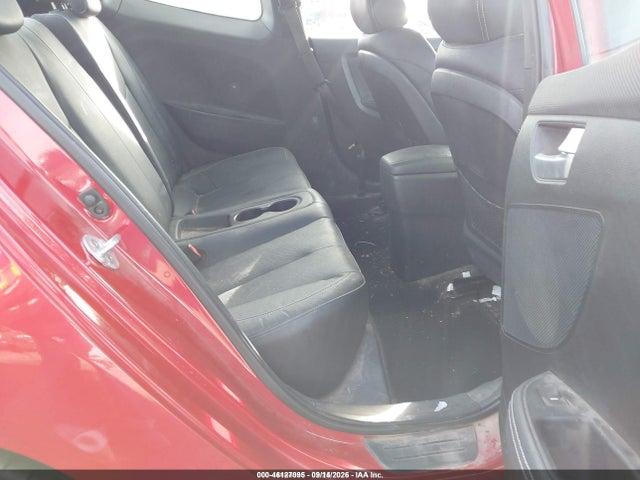 46127095 :رقم المزاد ، KMHTC6AE4FU236097 vin ، 2015 Hyundai Veloster Turbo مزاد بيع