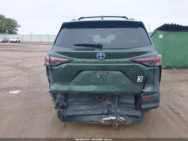 Toyota SIENNA LE 2023 5TDKRKEC8PS140981 Image 17