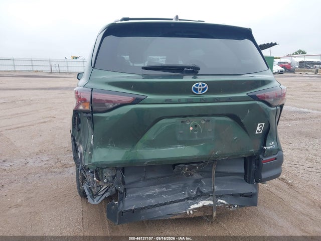 Toyota SIENNA LE 2023 5TDKRKEC8PS140981 Image 6