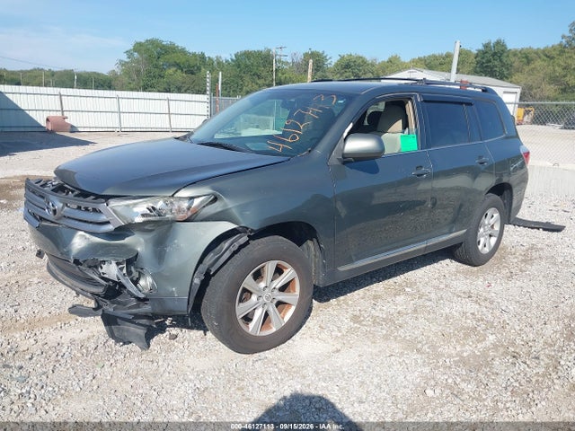Продаж на аукціоні авто 2013 Toyota Highlander Base Plus V6, vin: 5TDBK3EH1DS196438, номер лоту: 46127113