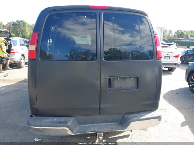 46127127 :رقم المزاد ، 1GAHG39U471194650 vin ، 2007 Chevrolet Express Ls مزاد بيع