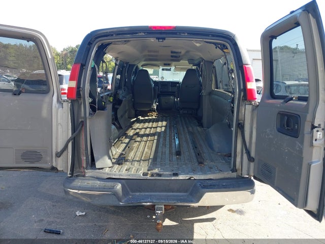 46127127 :رقم المزاد ، 1GAHG39U471194650 vin ، 2007 Chevrolet Express Ls مزاد بيع