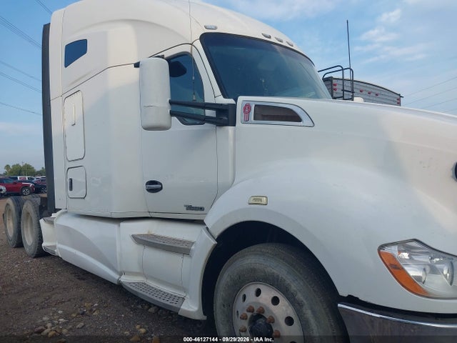 46127144 :رقم المزاد ، 1XKYDP9X0HJ169638 vin ، 2017 Kenworth T680 مزاد بيع