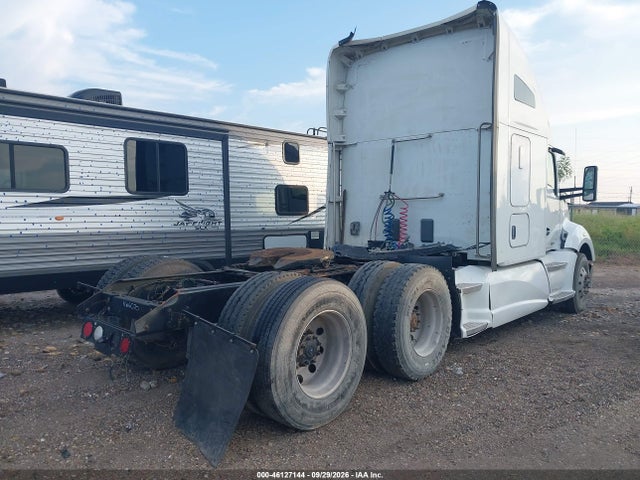 46127144 :رقم المزاد ، 1XKYDP9X0HJ169638 vin ، 2017 Kenworth T680 مزاد بيع