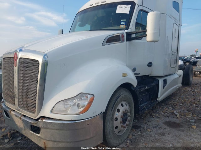 46127144 :رقم المزاد ، 1XKYDP9X0HJ169638 vin ، 2017 Kenworth T680 مزاد بيع