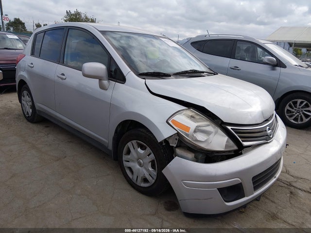 2011 Nissan Versa 1.8s მანქანა იყიდება აუქციონზე, vin: 3N1BC1CP0BL410739, აუქციონის ნომერი: 46127192
