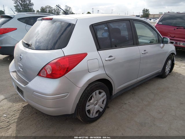 2011 Nissan Versa 1.8s მანქანა იყიდება აუქციონზე, vin: 3N1BC1CP0BL410739, აუქციონის ნომერი: 46127192
