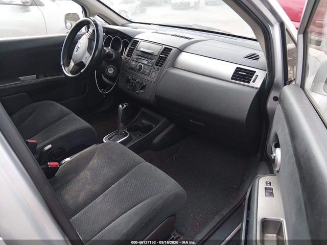 2011 Nissan Versa 1.8s მანქანა იყიდება აუქციონზე, vin: 3N1BC1CP0BL410739, აუქციონის ნომერი: 46127192