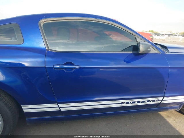 46127194 :رقم المزاد ، 1ZVBP8AM6D5248084 vin ، 2013 Ford Mustang V6 مزاد بيع